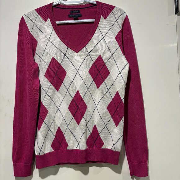 Tommy Hilfiger sweater for women size medium pink and white in color - Picture 1 of 3